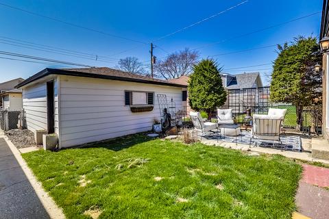 7631 W Devon Ave, Chicago, IL 60631 photo 26