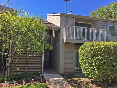 43 Orchard Ter #6, Lombard, IL 60148