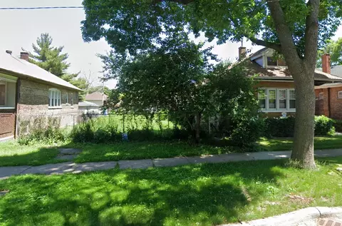 Undisclosed, Chicago, IL 60649