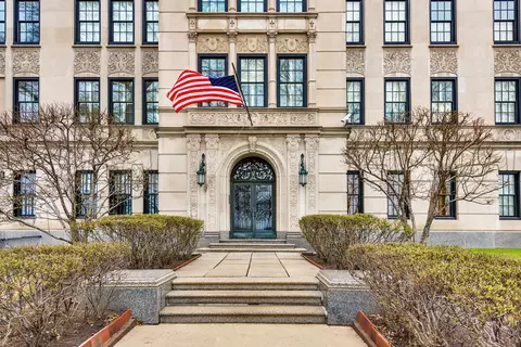 1500 N Lake Shore Dr #14-15, Chicago, IL 60610