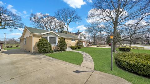 2622 Central Rd, Glenview, IL 60025 photo 2