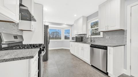 2622 Central Rd, Glenview, IL 60025 photo 9