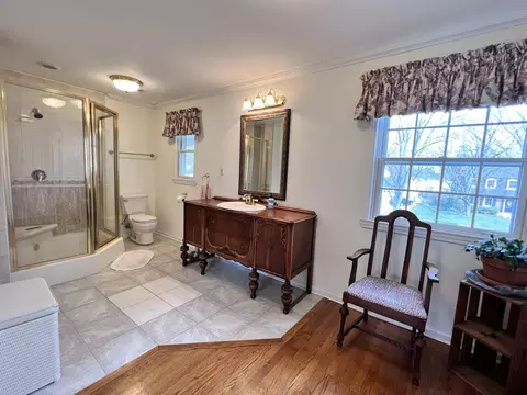 2 S050 Apache Dr, Wheaton, IL 60189 photo 8
