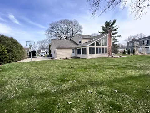 2 S050 Apache Dr, Wheaton, IL 60189 photo 19