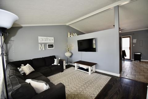 1101 Winston Ct, Normal, IL 61761 photo 4