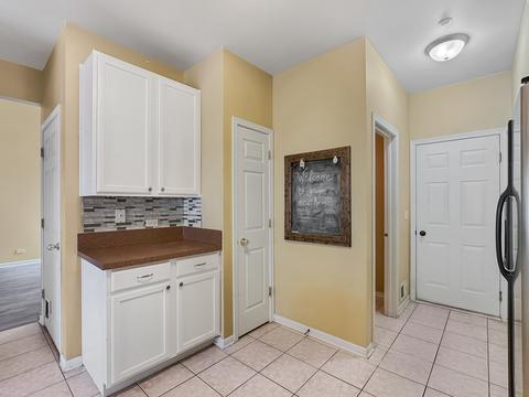 1782 Kelberg Ave, Hoffman Estates, IL 60192 photo 6