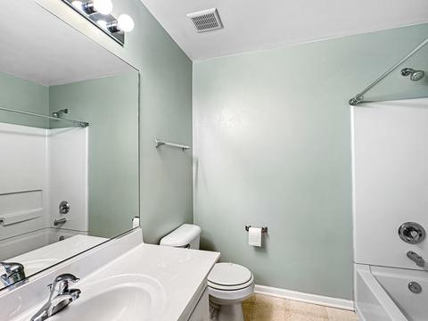 1782 Kelberg Ave, Hoffman Estates, IL 60192 photo 24