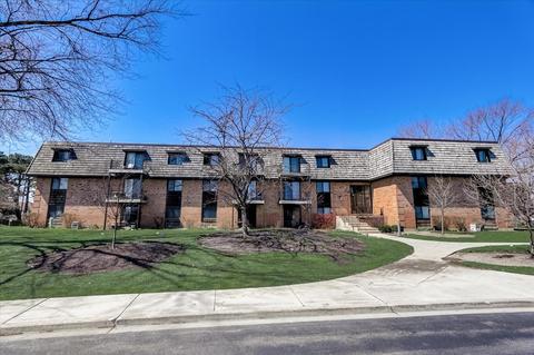 3 Oak Creek Dr #3403, Buffalo Grove, IL 60089