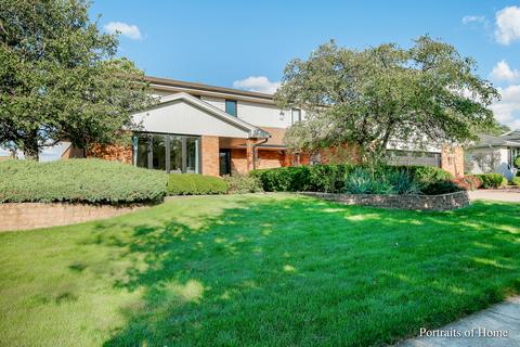 6521 Rodgers Dr, Willowbrook, IL 60527