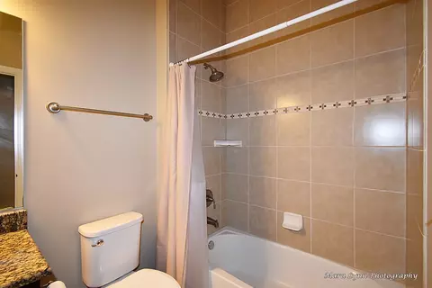 3881 Valhalla Dr, Elgin, IL 60124 photo 26