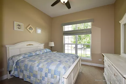 3881 Valhalla Dr, Elgin, IL 60124 photo 23