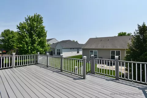 3881 Valhalla Dr, Elgin, IL 60124 photo 29