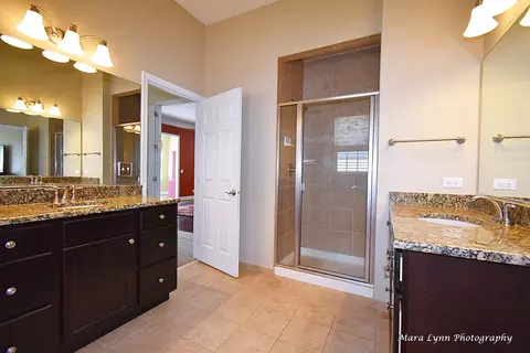 3881 Valhalla Dr, Elgin, IL 60124 photo 22