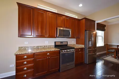 3881 Valhalla Dr, Elgin, IL 60124 photo 13