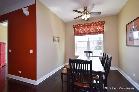 3881 Valhalla Dr, Elgin, IL 60124 photo 15