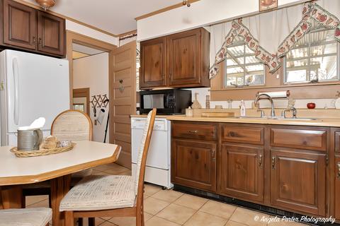 1634 N Riverside Dr, Mchenry, IL 60050 photo 10