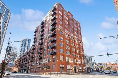 360 W Illinois St #1E, Chicago, IL 60654