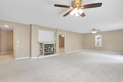 824 N Elm Blvd, Monticello, IL 61856 photo 12