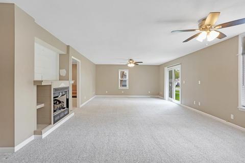 824 N Elm Blvd, Monticello, IL 61856 photo 11