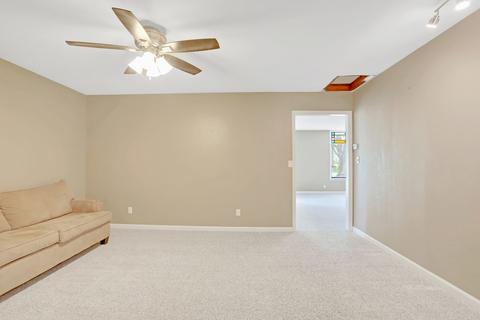824 N Elm Blvd, Monticello, IL 61856 photo 18