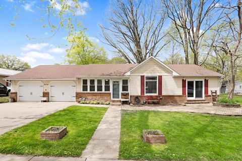 824 N Elm Blvd, Monticello, IL 61856 photo 1
