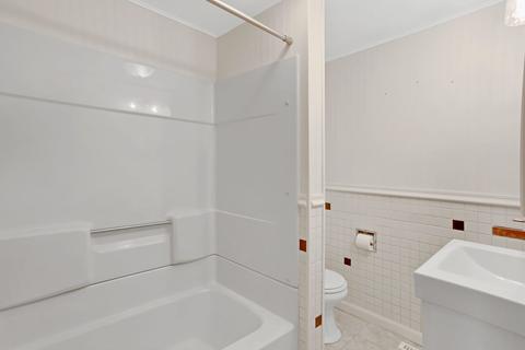 824 N Elm Blvd, Monticello, IL 61856 photo 16