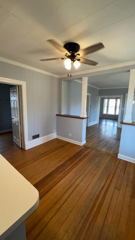 565 Columbia Ave, Elgin, IL 60120 photo 10