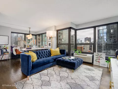 30 E Huron St #1804, Chicago, IL 60611 photo 5