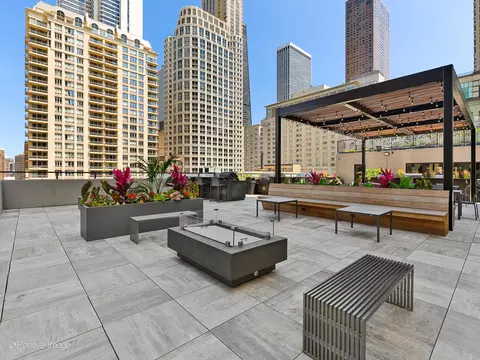 30 E Huron St #1804, Chicago, IL 60611 photo 22