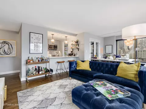 30 E Huron St #1804, Chicago, IL 60611 photo 3