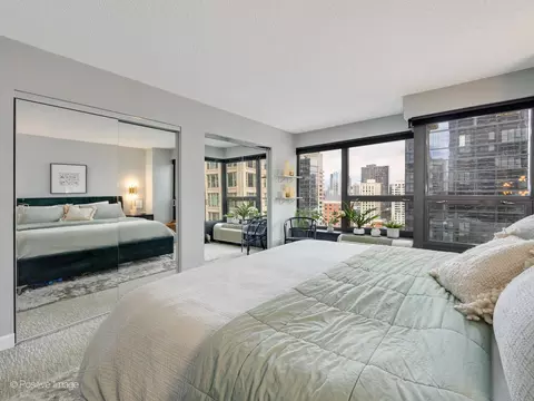30 E Huron St #1804, Chicago, IL 60611 photo 14