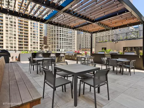 30 E Huron St #1804, Chicago, IL 60611 photo 24