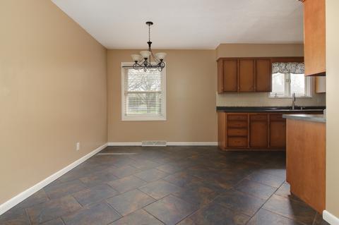 1100 N Walnut St, Normal, IL 61761 photo 5