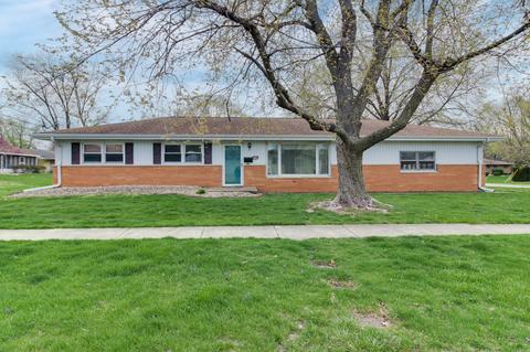 1100 N Walnut St, Normal, IL 61761 photo 1