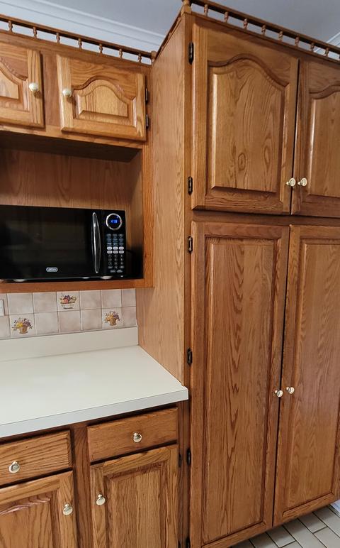 1079 Alfini Dr, Des Plaines, IL 60016 photo 9