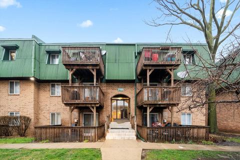 1980 Tall Oaks Dr #1A, Aurora, IL 60505 photo 1