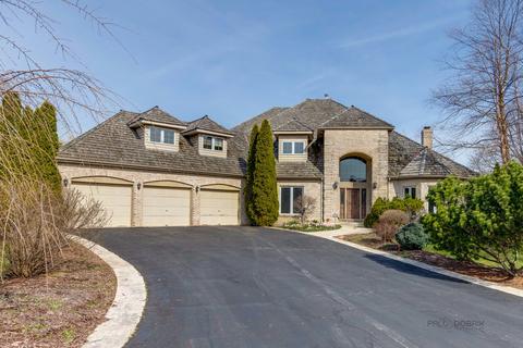 183 Bluebird Ct, Hawthorn Woods, IL 60047