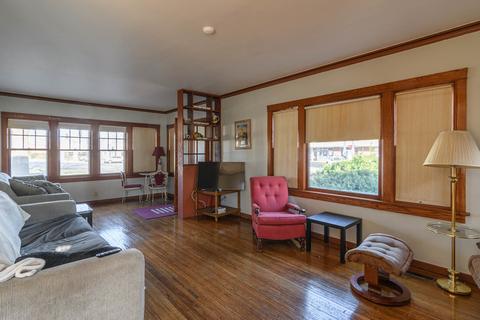 1015 Larkin Ave, Elgin, IL 60123 photo 4