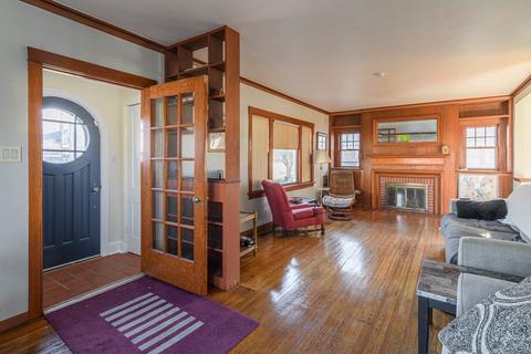 1015 Larkin Ave, Elgin, IL 60123 photo 3