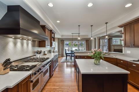 427 Ranch Rd, Wheaton, IL 60187 photo 4