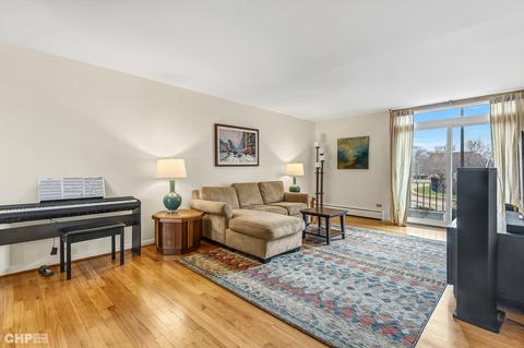 1373 E 55th Pl, Chicago, IL 60637 photo 10