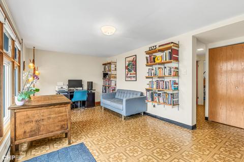 1373 E 55th Pl, Chicago, IL 60637 photo 23