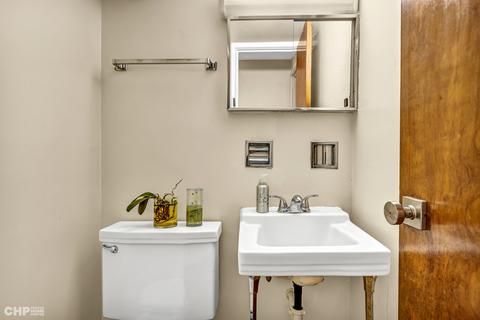 1373 E 55th Pl, Chicago, IL 60637 photo 27