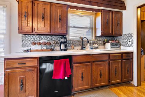 1102 Arthur Ave, Berkeley, IL 60163 photo 9