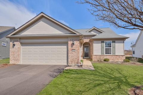 2793 Beacon Point Cir, Elgin, IL 60124 photo 1