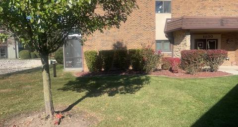 11130 East Rd #A, Palos Hills, IL 60465
