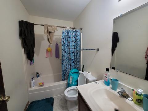 103 E Pineview Dr, Round Lake Park, IL 60073 photo 9