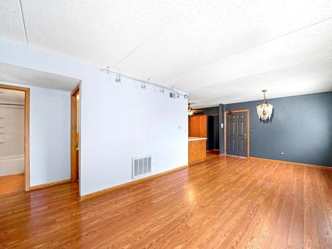 937 E Division St #1A, Lockport, IL 60441 photo 3