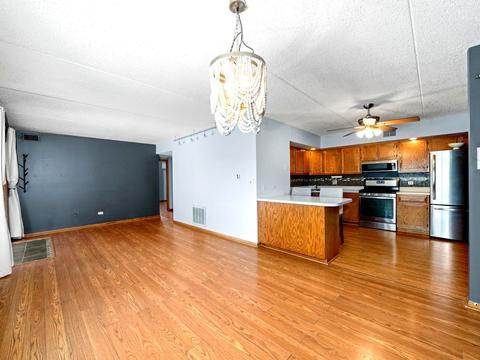 937 E Division St #1A, Lockport, IL 60441 photo 5