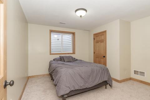 402 Thicket Pt, Normal, IL 61761 photo 30